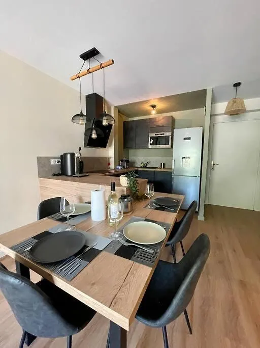 L'Ovalie Appartement T2 Climatise Et Jardin Tolosa 0*,  Francia